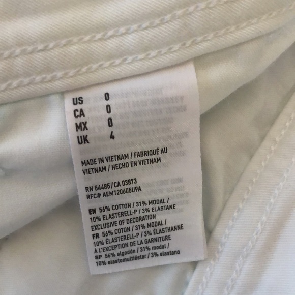 American Eagle Shorts in White Size 0 - Picture 9 of 16